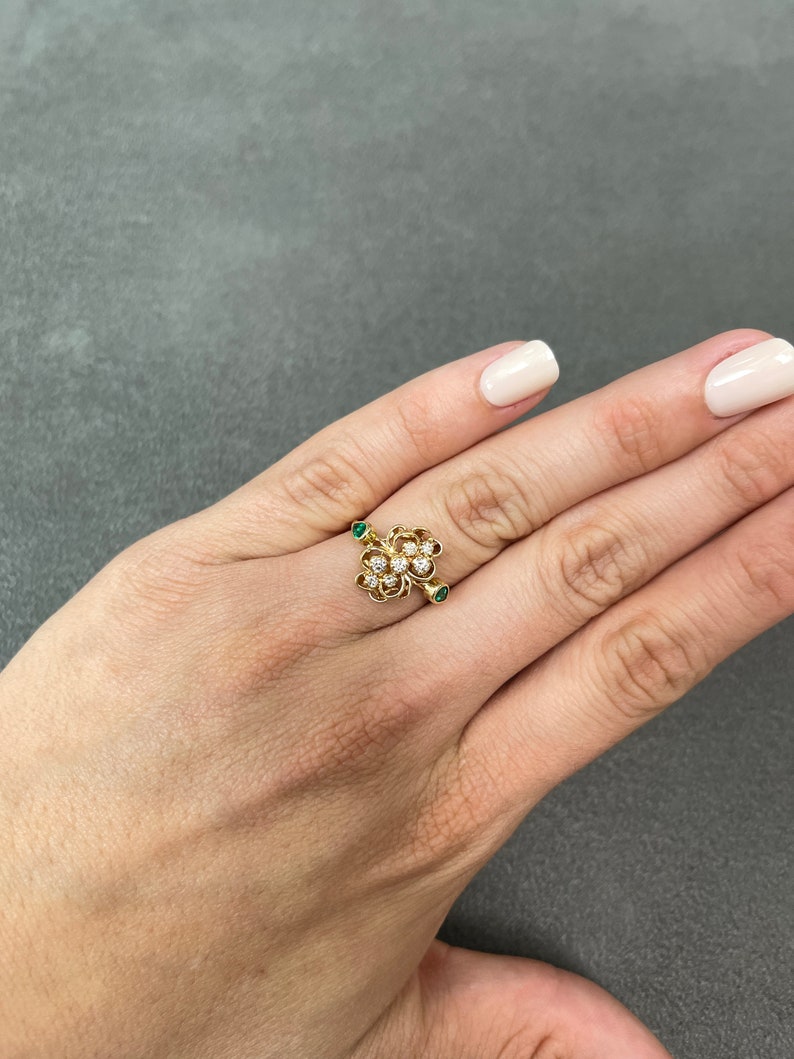 0.31tcw 14K Colombian Emerald Pear Cut & Diamond