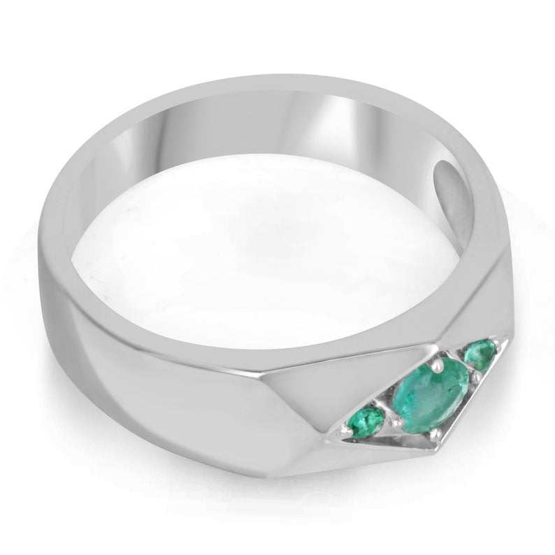 Modern 3 Stone Emerald Wedding Band Ring Gift