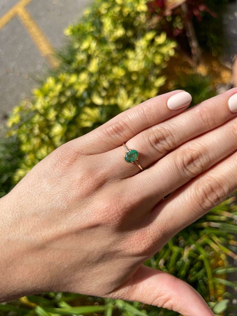 0.94cts 14K Emerald Oval Cut 4 Prong Petite Ring