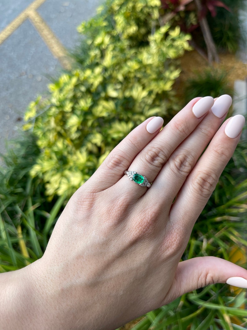 0.98tcw 14K Colombian Emerald Oval Cut & Diamond Accent Gold Statement