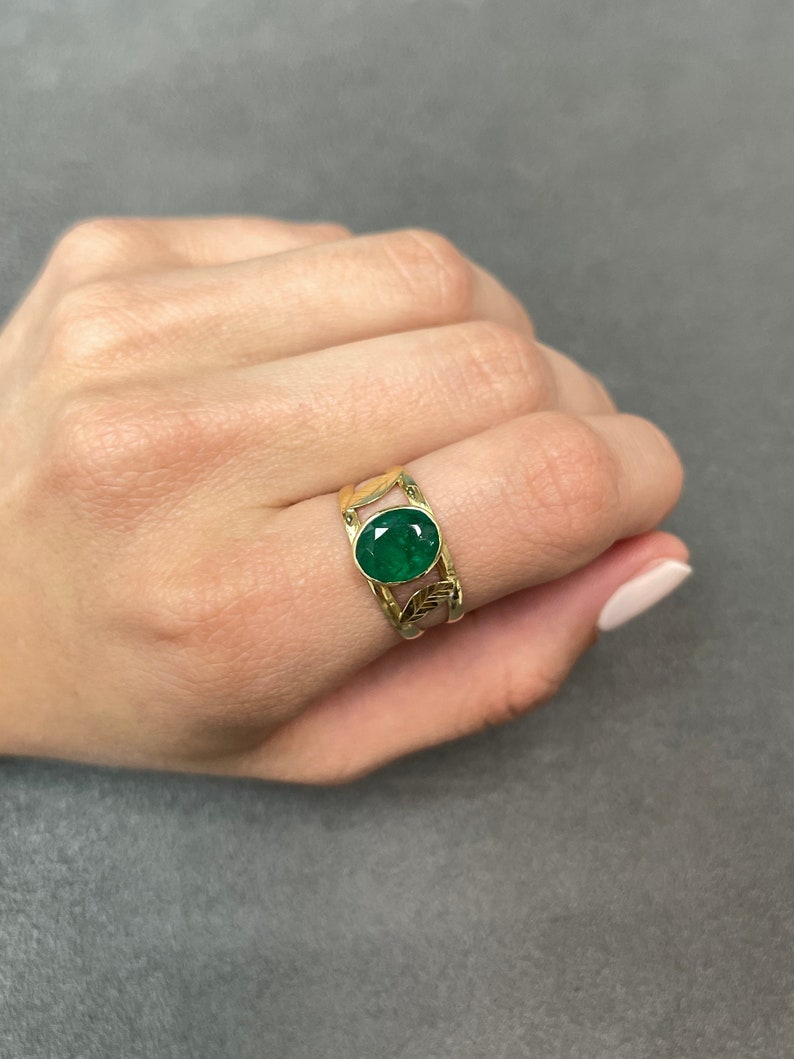 Colombian Emerald Oval Cut Ring
