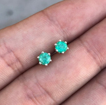 0.60 Carats Emerald Earrings, Colombian Emerald Stud Earrings Round Brilliant Cut