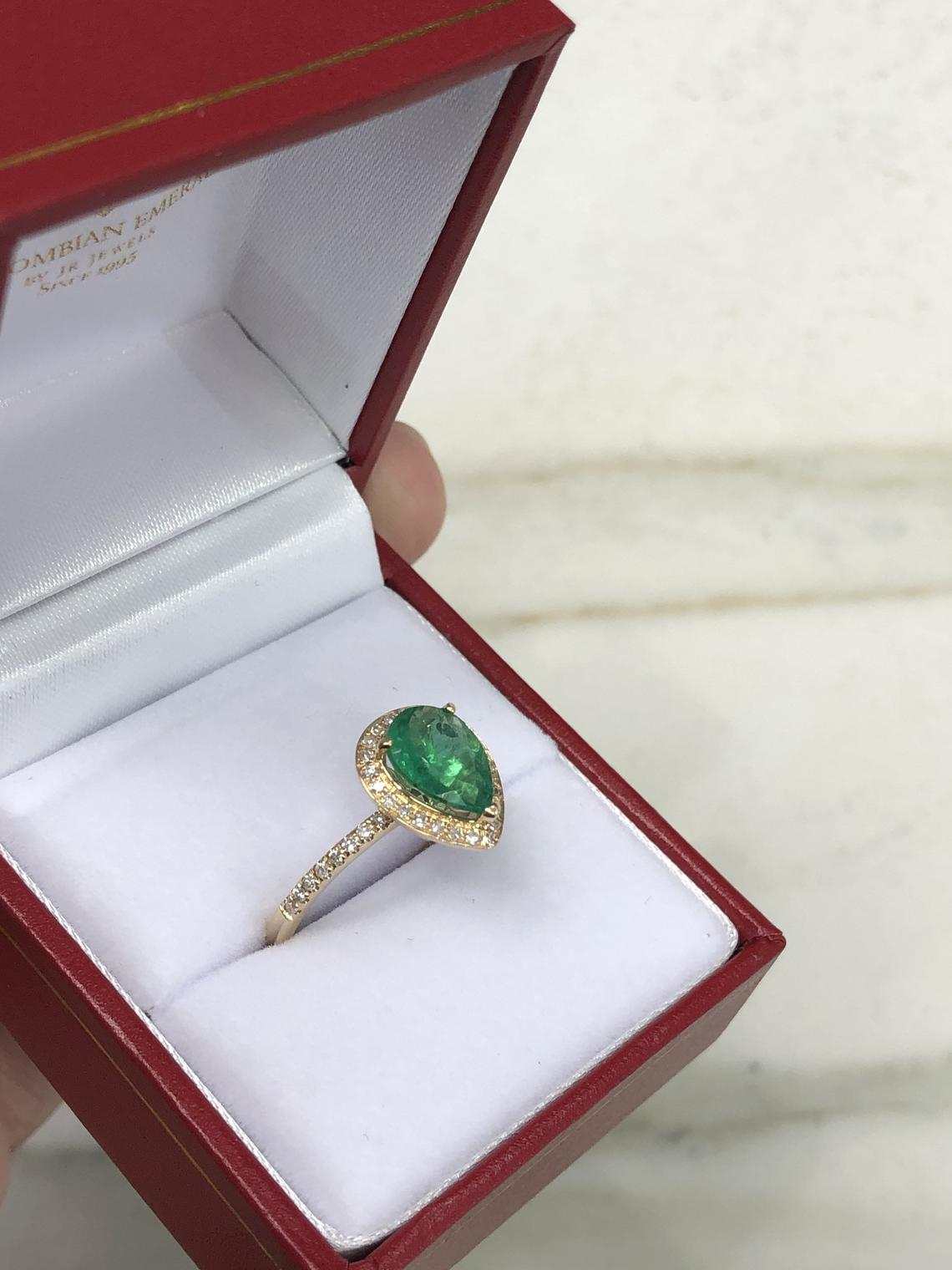 1.43tcw Teardrop Dark Green Natural Emerald Halo Engagement Bracelets