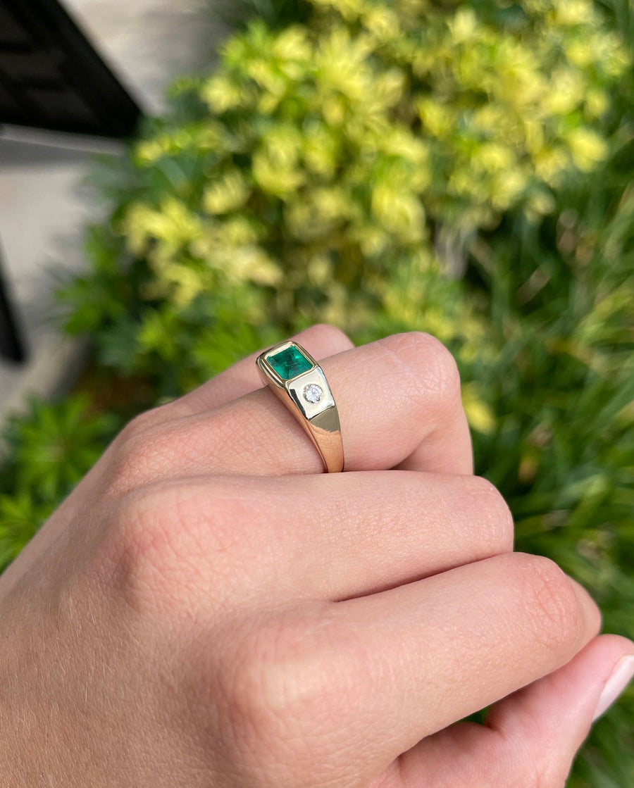 Signet 1.39tcw 3 Stone Emerald & Round Diamond Gypsy Ring 14K