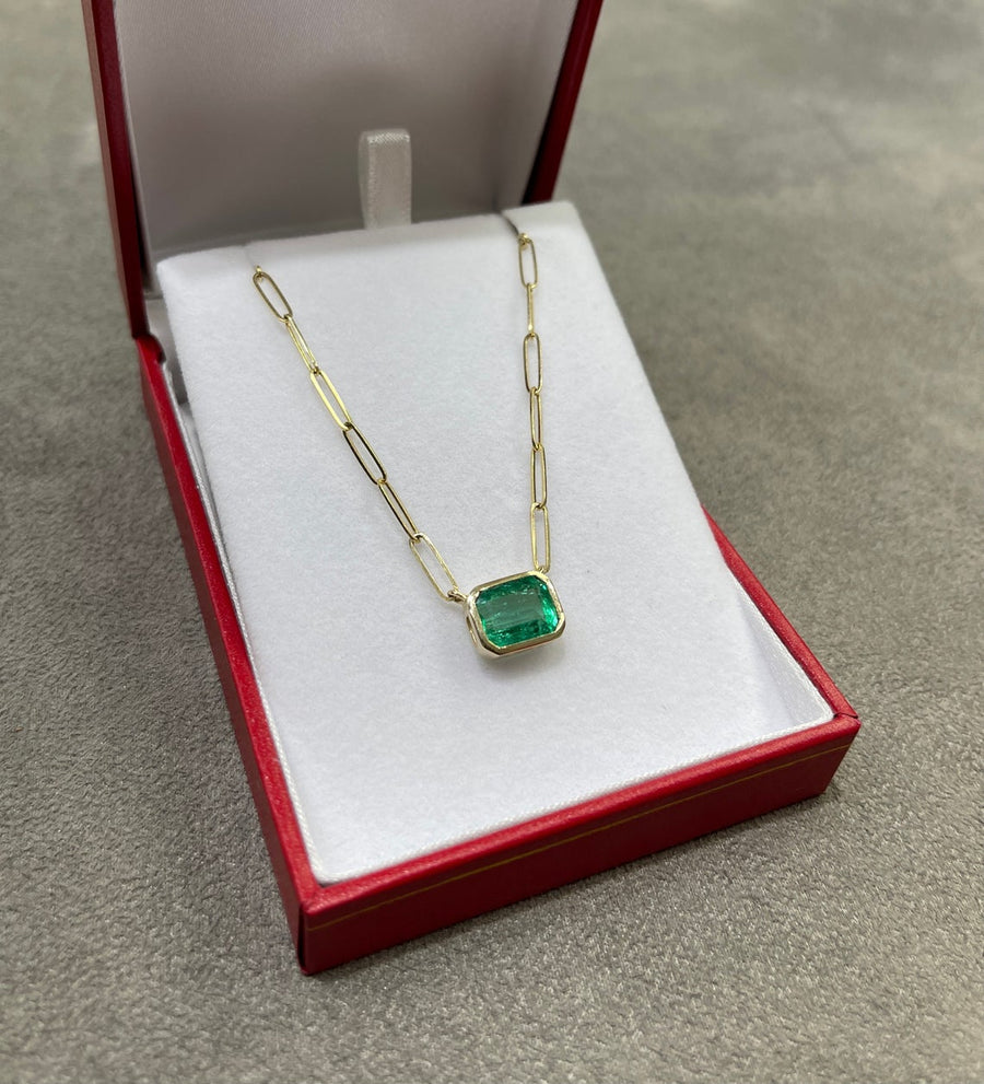 2.80ct 14K East to West Natural Colombian Emerald Paper Clip  Necklace