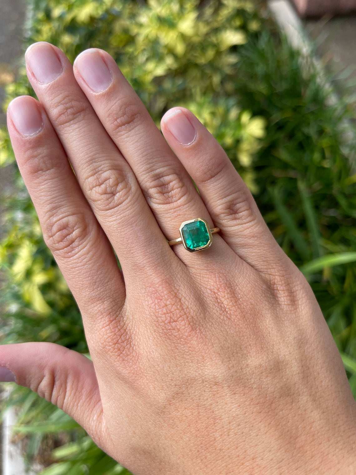 2.65cts 18K Bezel Set Colombian Emerald Cut Solitaire Ring