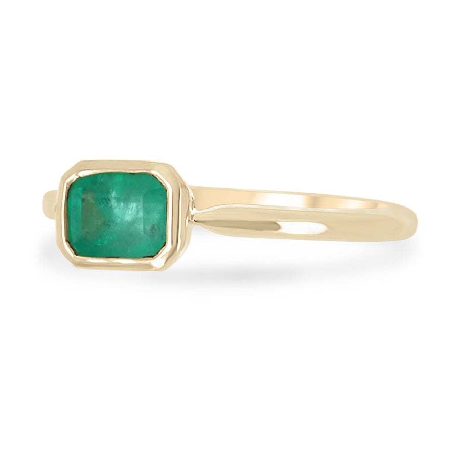 Elegant 14K Gold Ring - Horizontal 0.70cts Bezel Set Colombian Emerald Solitaire Charm