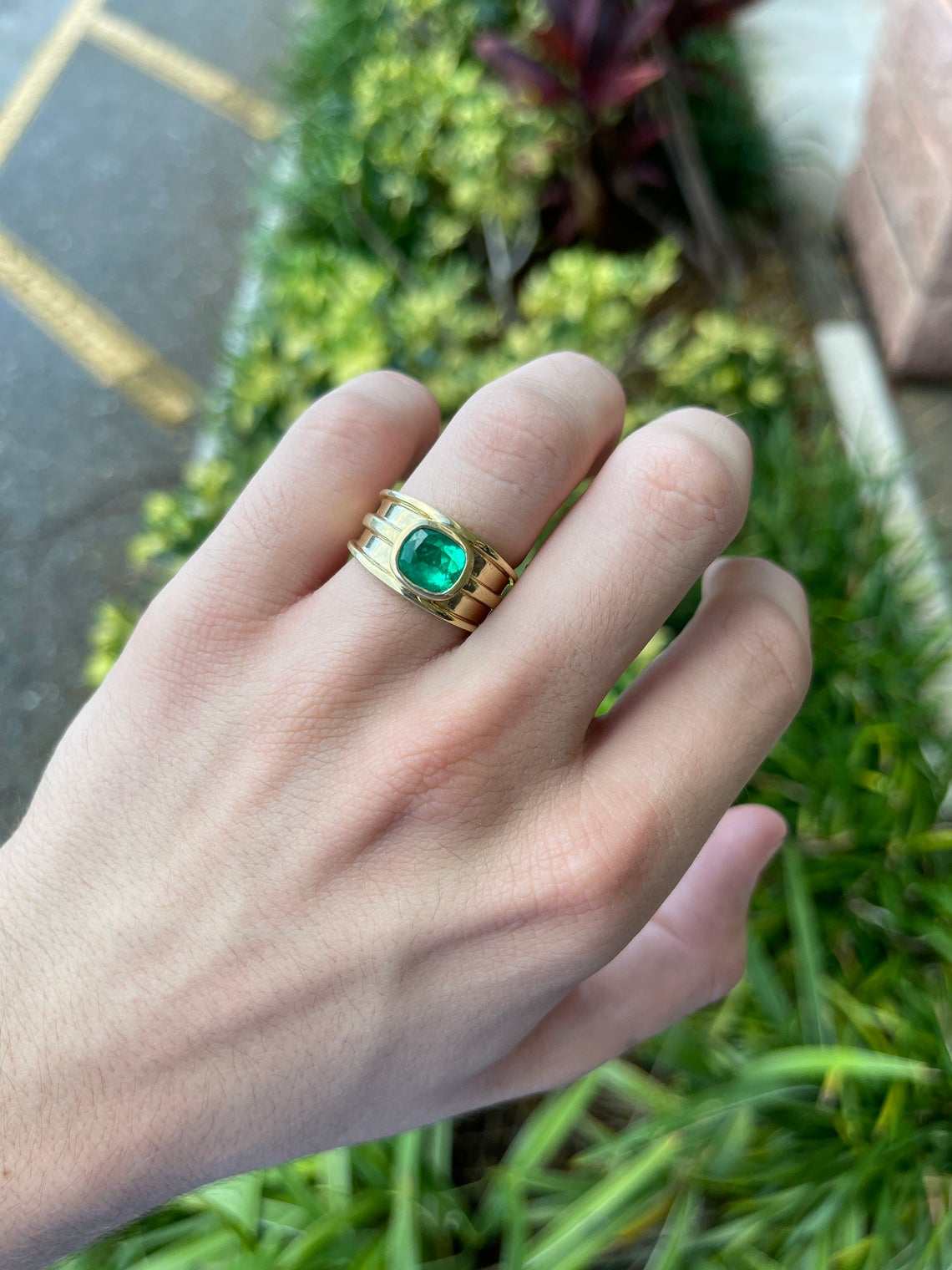 2.05ct Cushion Cut Colombian Emerald Men's Solitaire Ring 18K