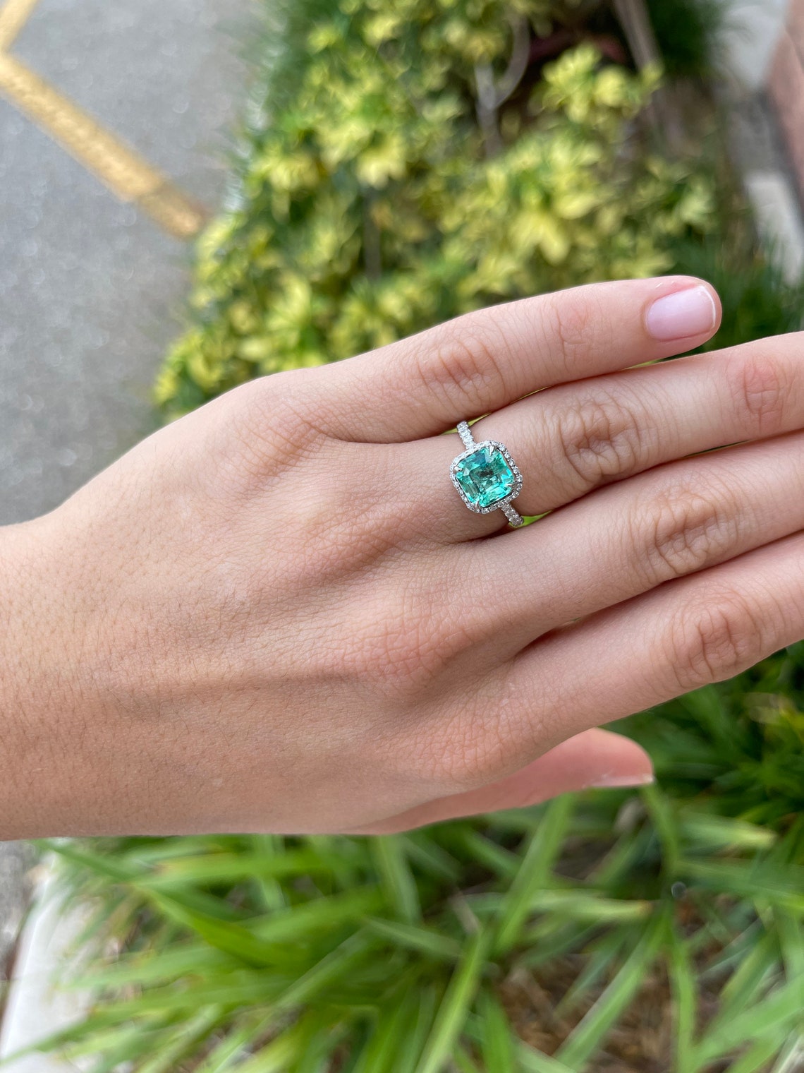 18K White Gold Halo Ring Setting #JS999W18 | The Natural Emerald Company
