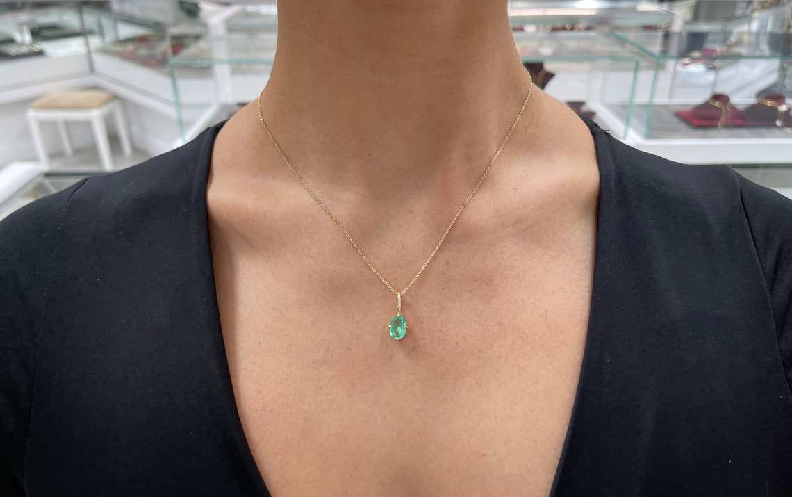 Solitaire Pendant 14K