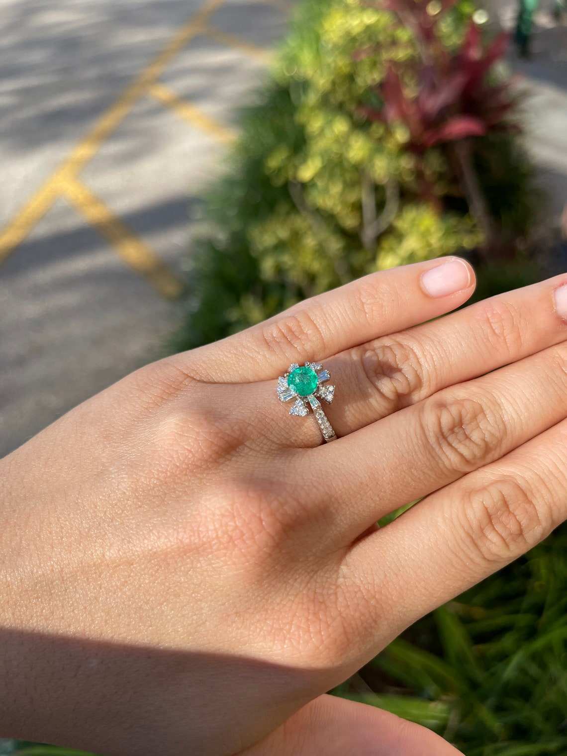 1.50tcw Colombian Emerald & Baguette Diamonds Cocktail Ring 18K - JR Colombian Emeralds