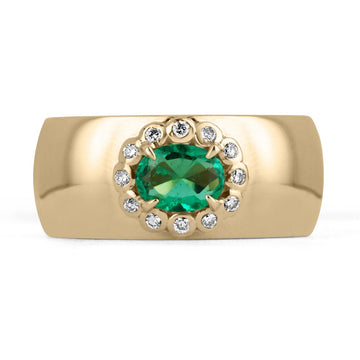1.08tcw Colombian Emerald-Oval Cut & Diamond Halo 14K Yellow Gold Ring