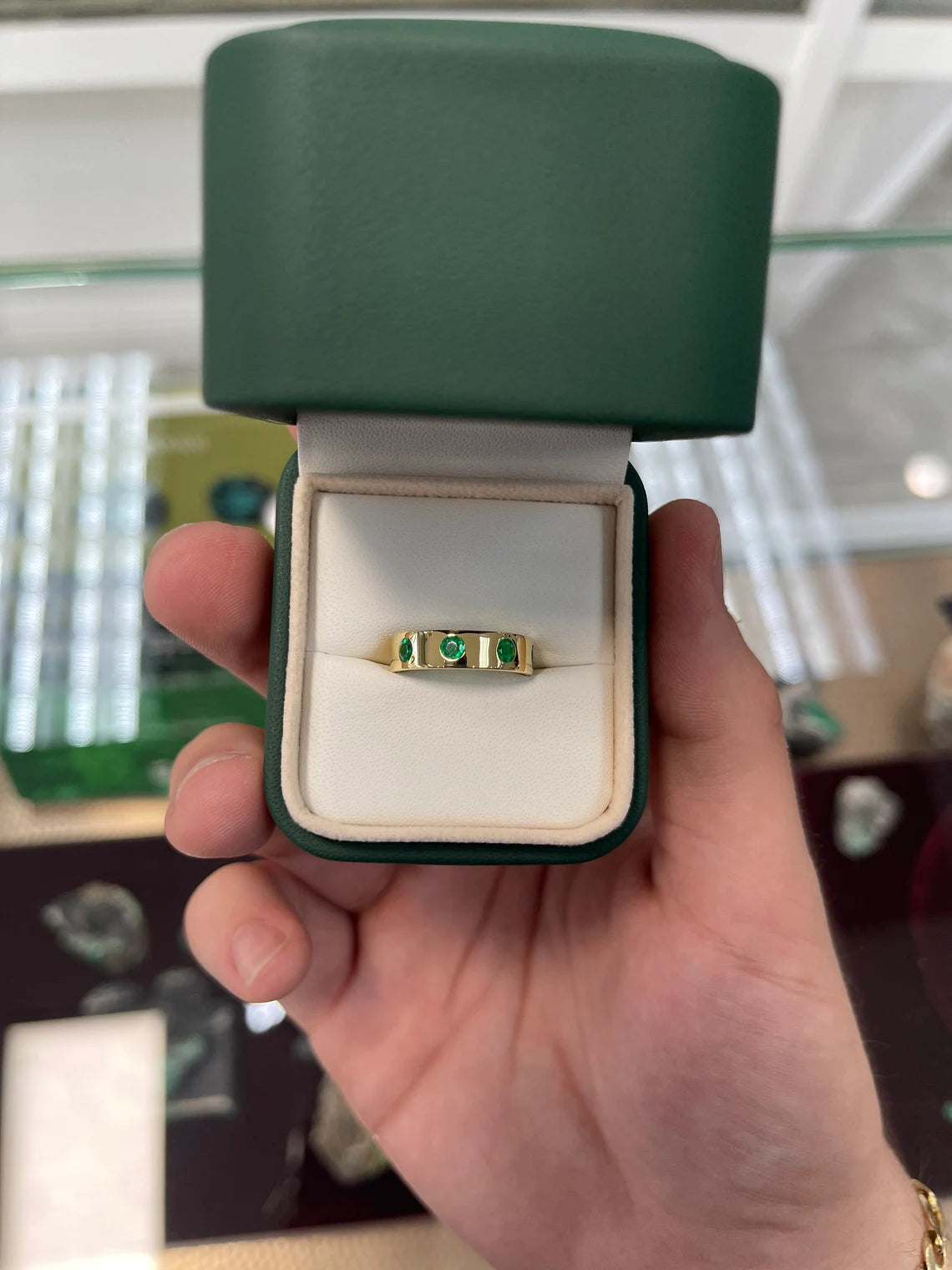 Eternal Radiance: 18K Gold Band with Stacking 0.50tcw 5mm Round Colombian Emerald Bezel - A Timeless Wedding Beauty