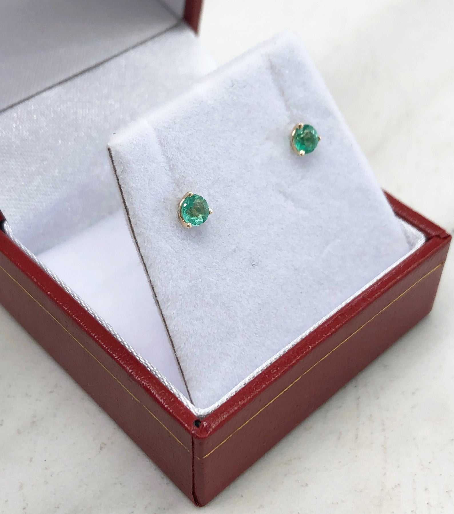 0.32tcw Dainty Rich Green Emerald Round Cut Baby Stud Earrings 3.8MM 14K