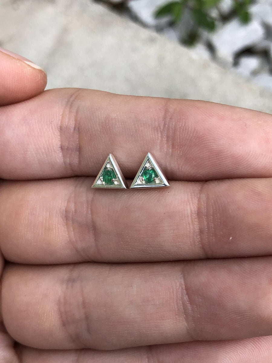  Triangle Emerald Stud Earrings Round Brilliant Cut