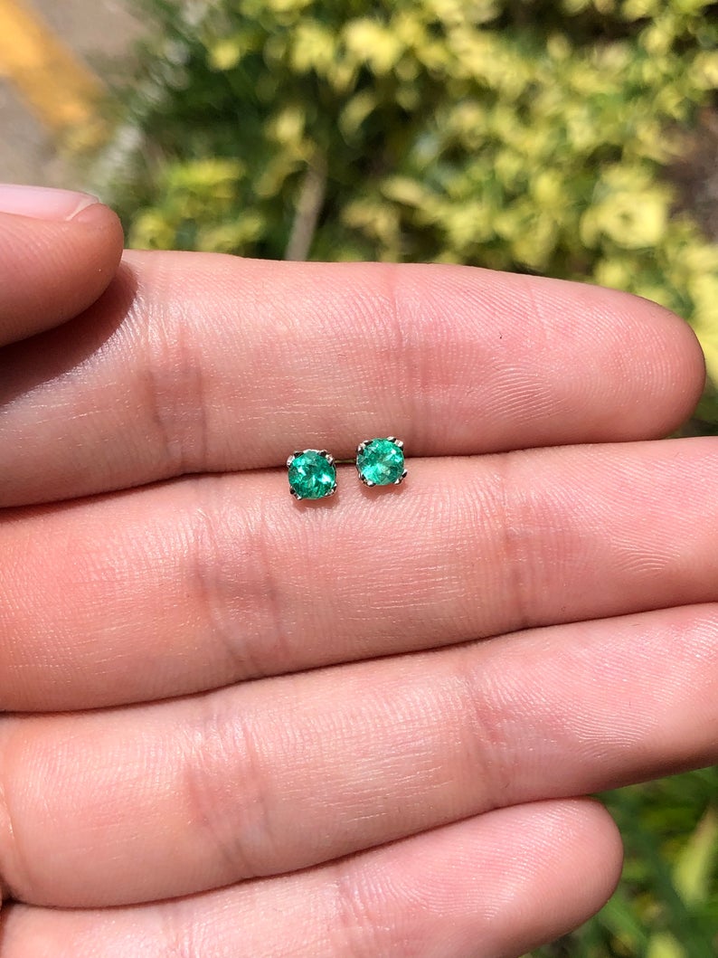 0.45tcw Round Natural Emerald Double Prong Studs Earring 