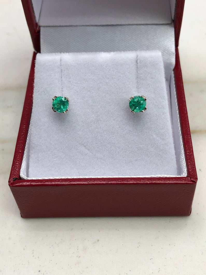 Round Natural Emerald Double Prong Studs Earring