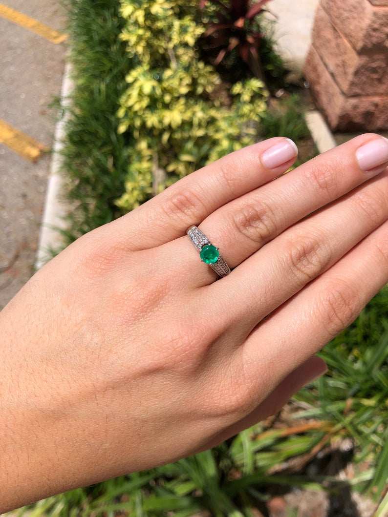 0.93tcw Colombian Emerald & Double Row Diamond Shank Engagement Ring 14K