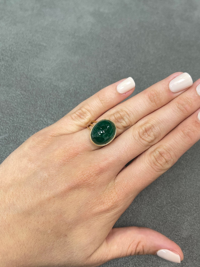 Statement Colombian Emerald Oval Cabochon Cut Solitaire Triple Shank Vintage Gold Ring
