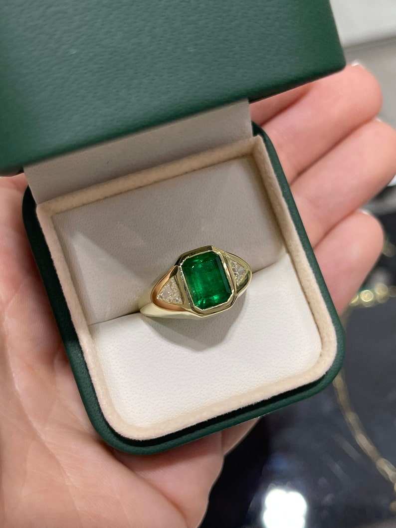 3.24tcw 18K AAA+ Three Stone Green Vertical Top Emerald & Trillion Cut Diamond Gypsy Ring - JR Colombian Emeralds