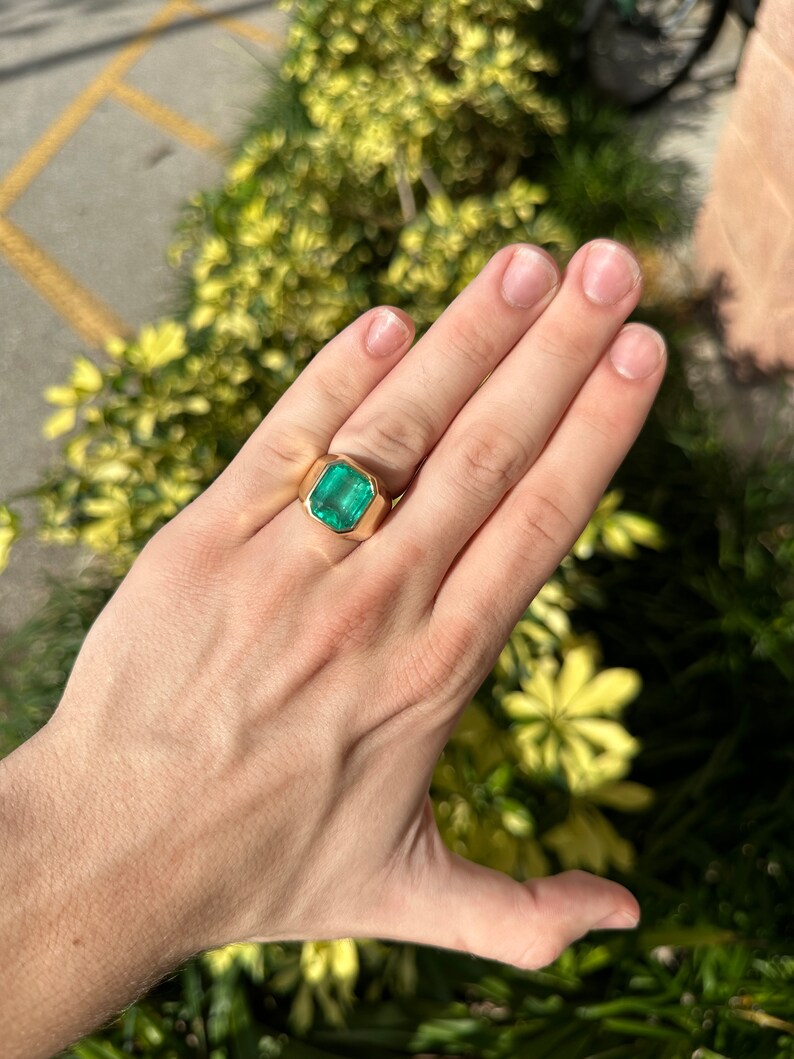 8.51ct 18K AAA Top Huge Bezel Set Mens Emerald Solitaire Gold Signet Pinky Gypsy Ring - JR Colombian Emeralds