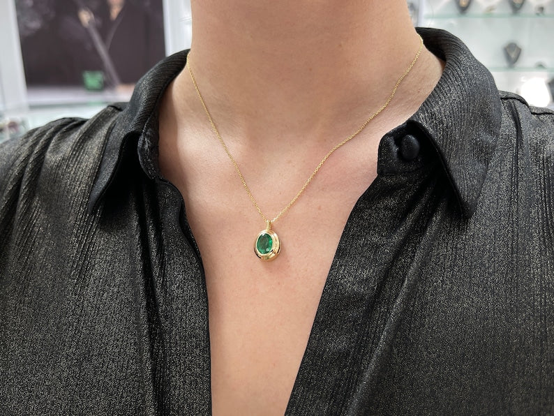 2.68ct 18K Oval Cut Emerald Unisex Solitaire Bezel Set Gold Necklace - JR Colombian Emeralds