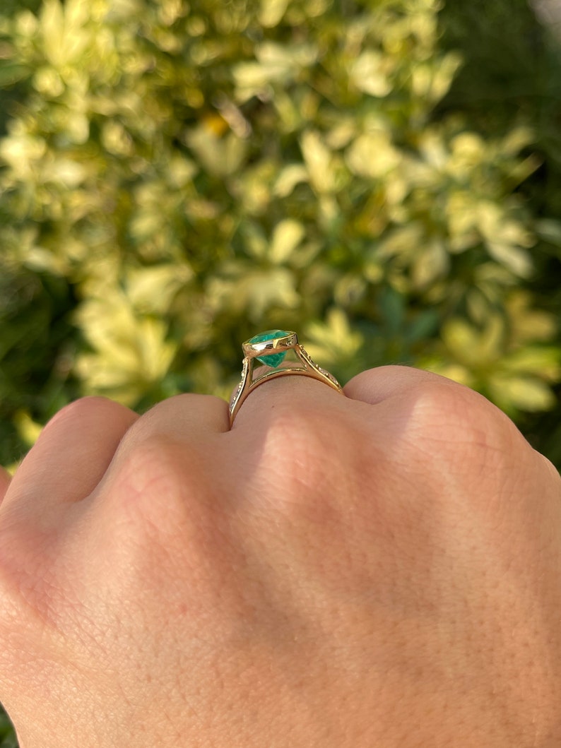 3.36tcw 18K Gold Bezel Emerald Pear Cut & Diamond Accent Engagement Ring - JR Colombian Emeralds