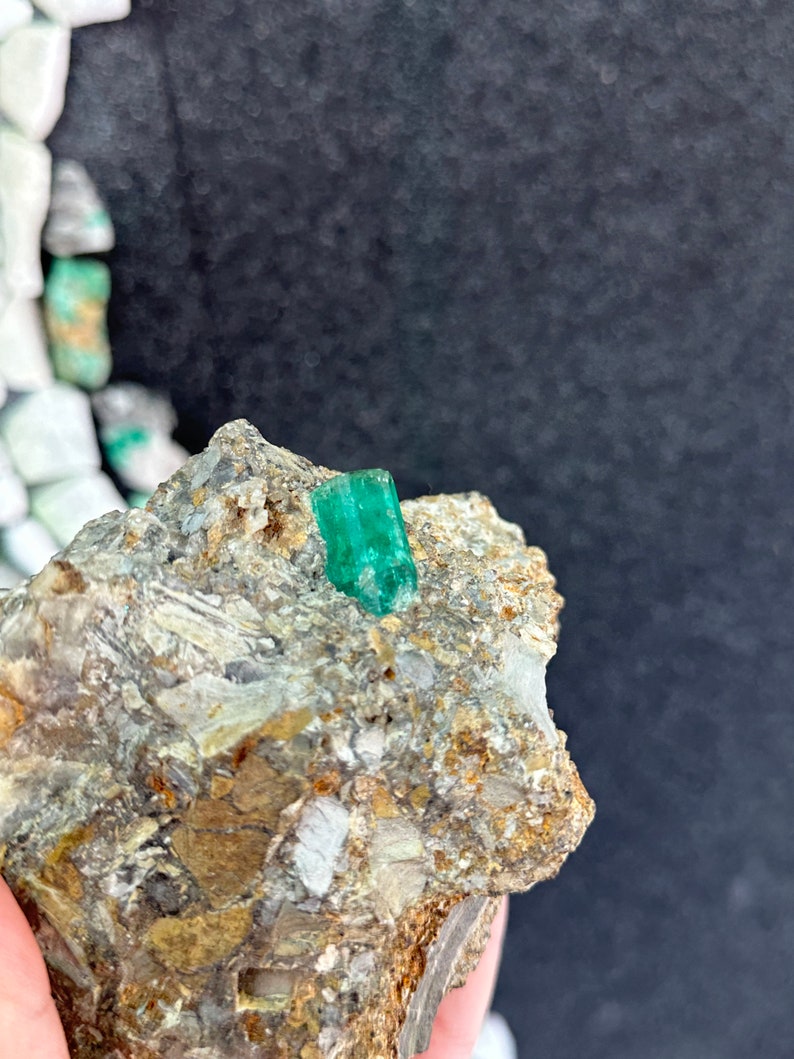 18+ Carat Stunning Natural Fine Quality Uncut Raw Colombian Emerald Rough Specimen - JR Colombian Emeralds