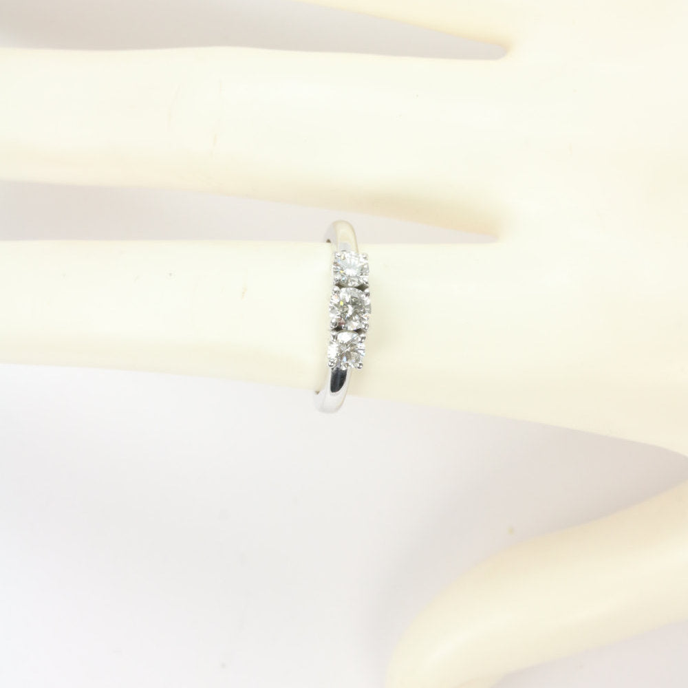 0.80tcw Three Stone Diamond Engagement/Promise Ring 14K