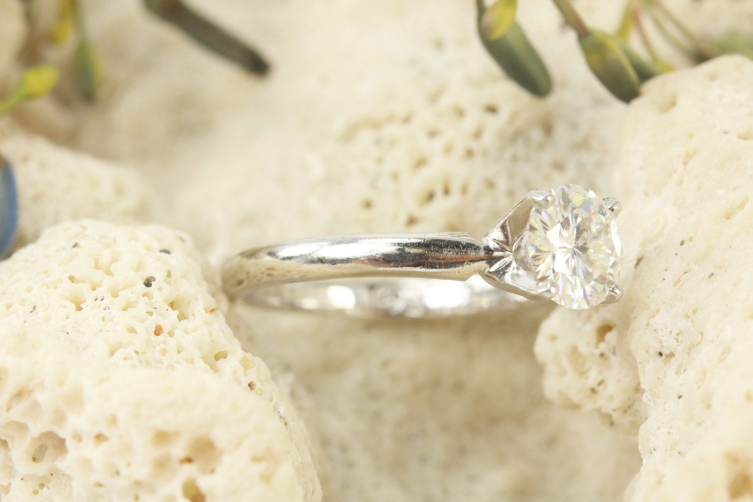 1.0 Carat Diamond Solitaire Engagement Ring Platinum & Gold