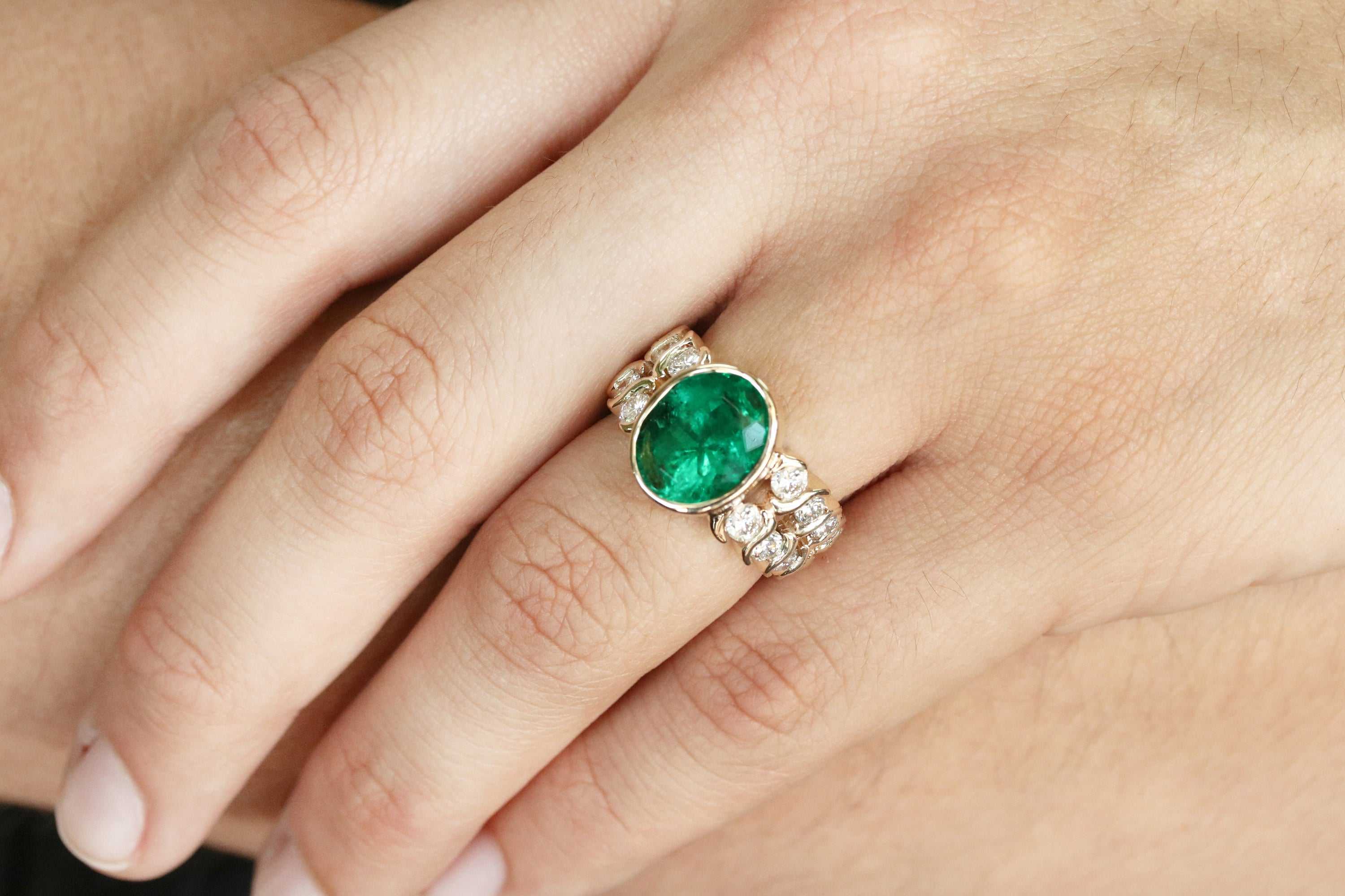 5.80tcw Bezel Set Oval Colombian Emerald & Diamond Shank Statement Ring