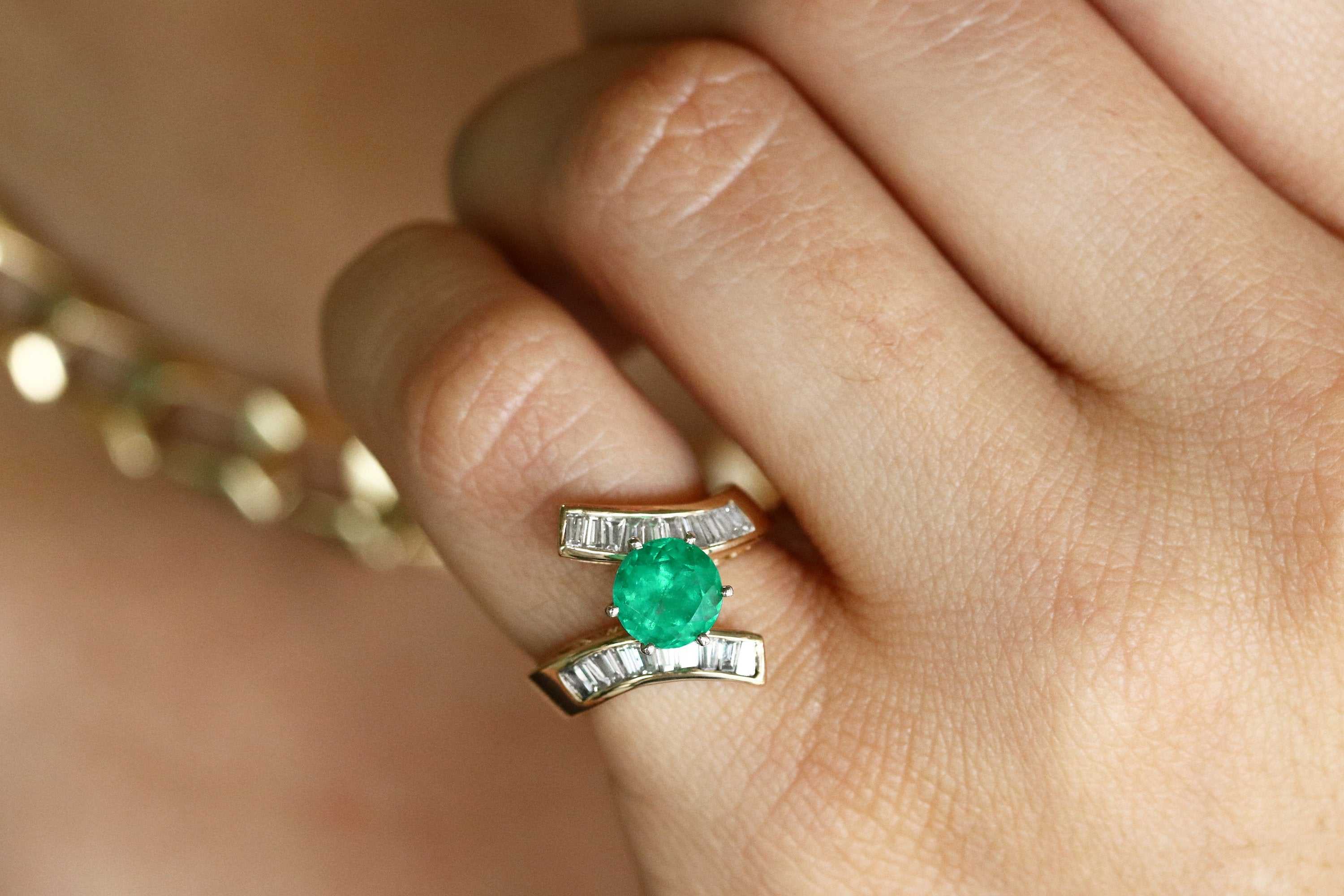 2.48tcw Natural Round Emerald & Baguette Diamond Cocktail Bypass Ring 14K