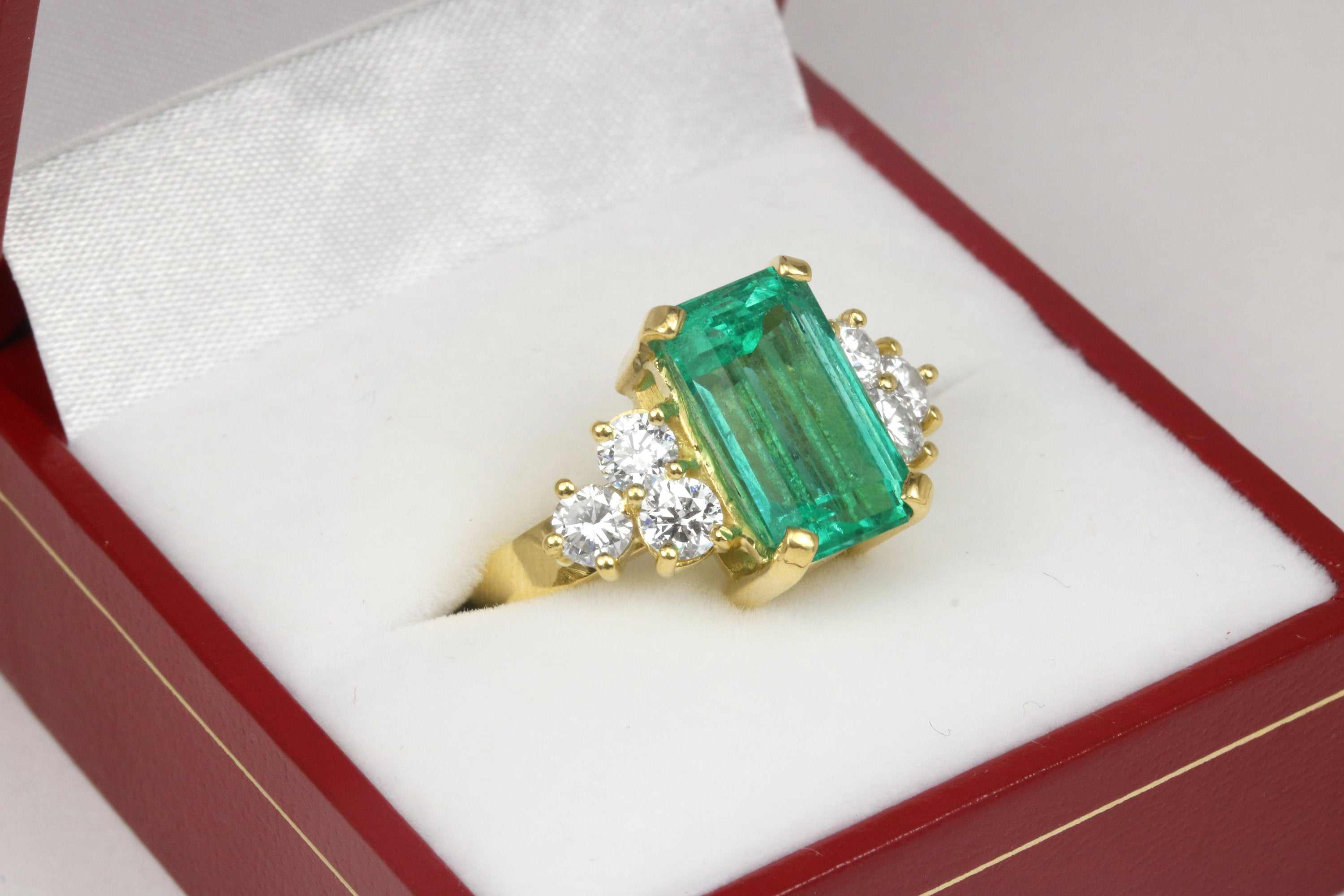 4.70tcw Elongated Emerald & Diamond Accent Ring 18K
