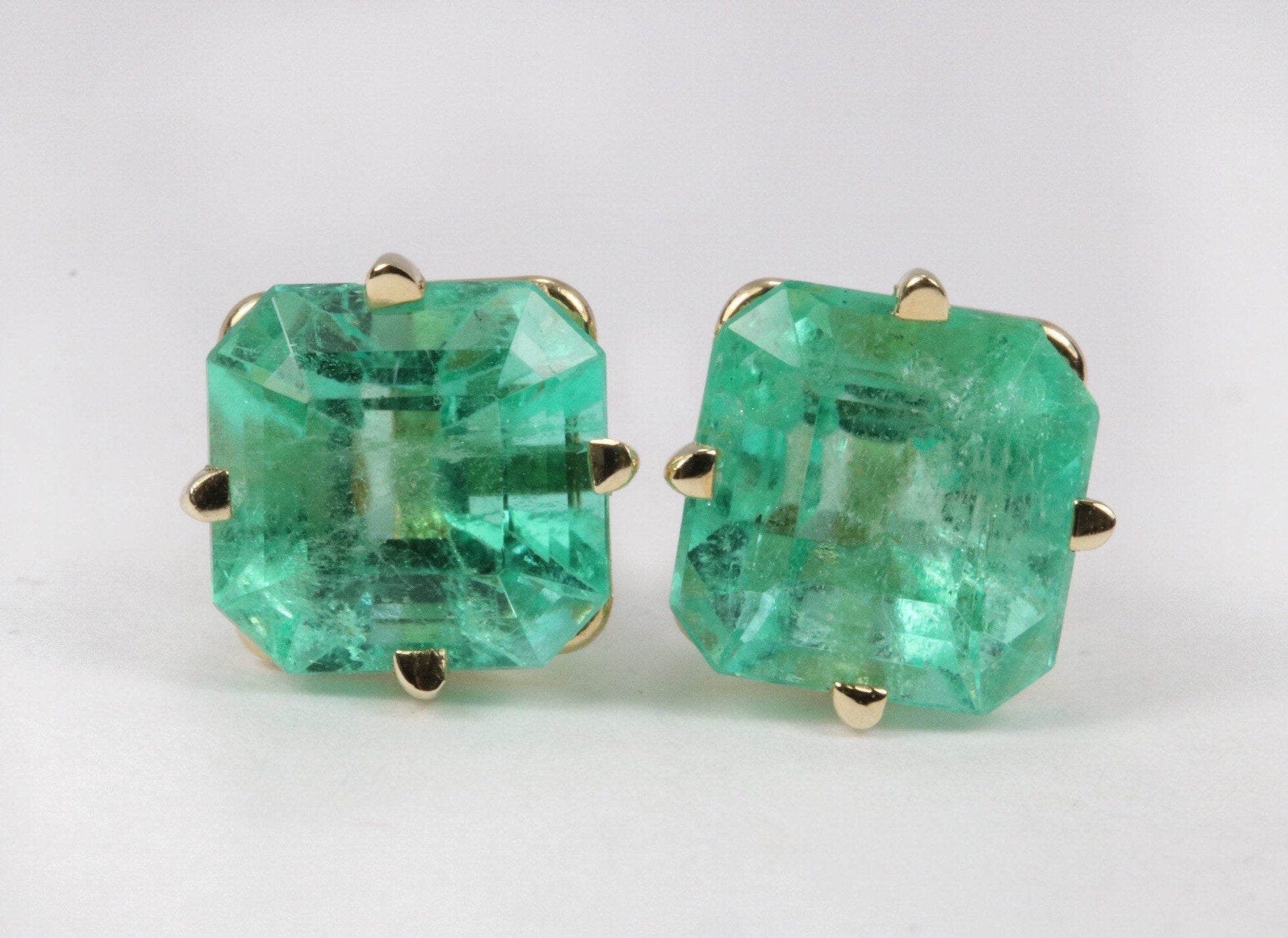3.44 Carats Colombian Emerald Asscher Cut Prong Stud Earrings Yellow Gold 14K