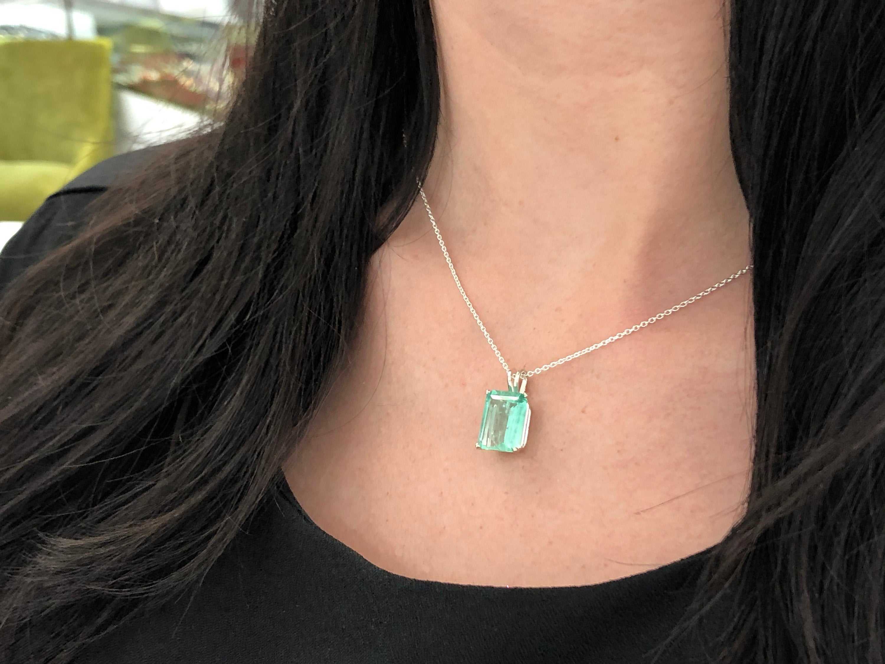 6.59 Carats Large Natural Colombian Emerald Pendant Sterling Silver 18