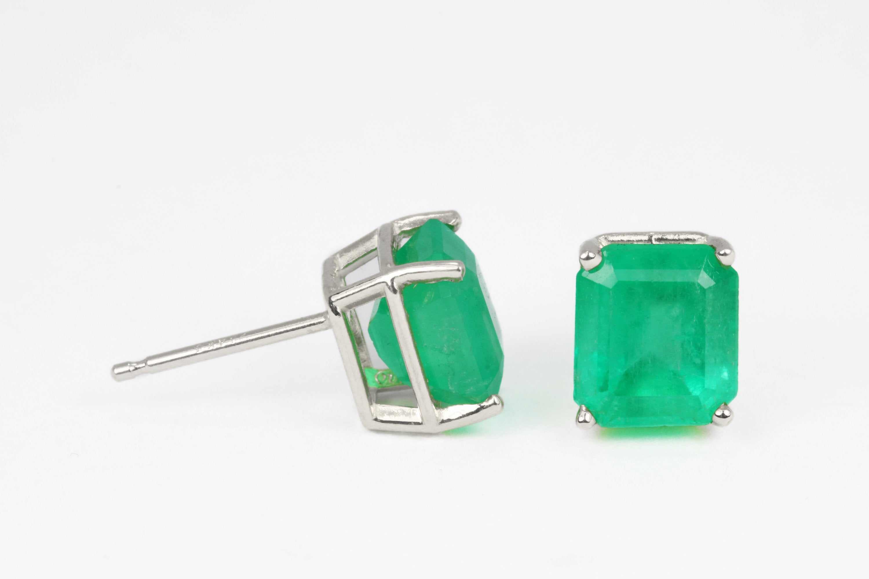 Four Prong Studs Yellow Gold 14K