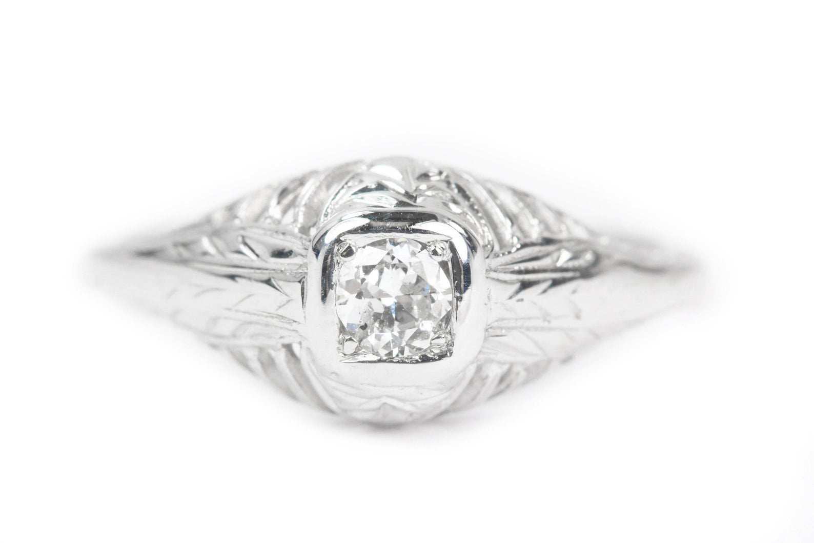0.20tcw Old European Cut Diamond Solitaire Engagement Ring 18K