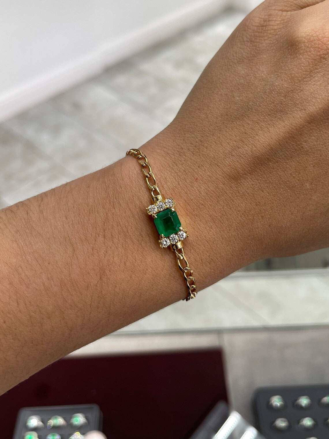 18K gold bracelet with 3.25 carats Colombian emeralds and diamond accents, Asscher cut, by JR Colombian Emeralds.