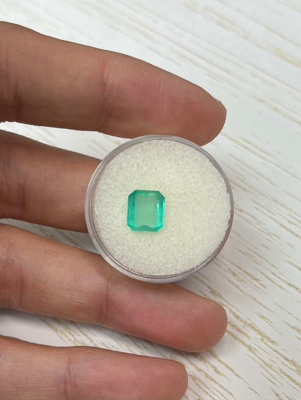 2.13 Carat Natural Loose Colombian Emerald Gemstone