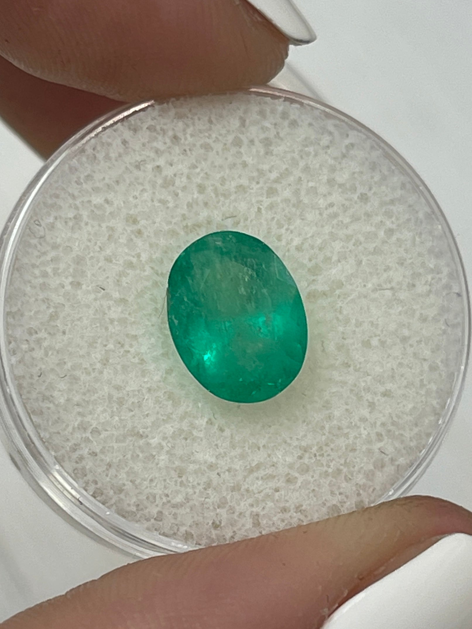 2.69 carat green natural Colombian emerald loose oval cut gemstone from JR Colombian Emeralds.
