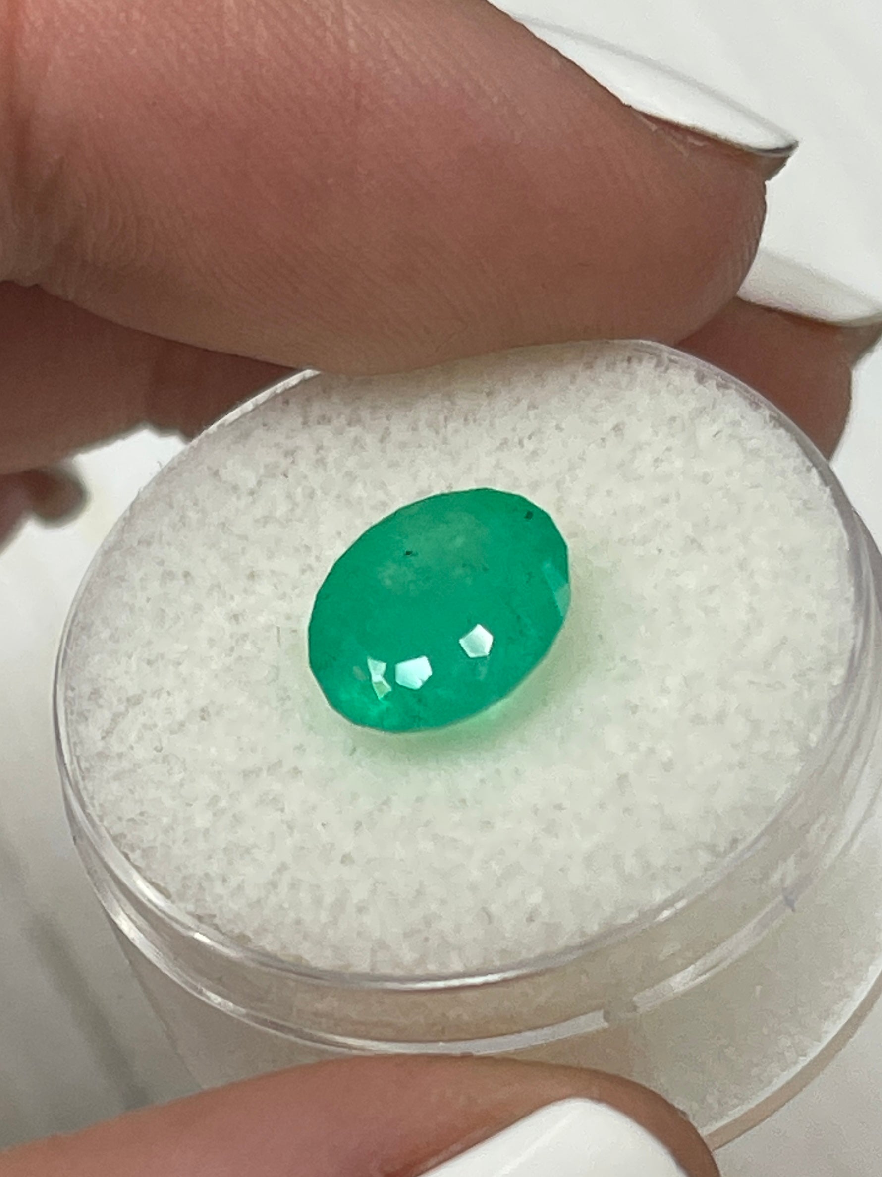 Medium green 2.79 carat natural Colombian emerald loose oval cut gemstone from JR Colombian Emeralds.