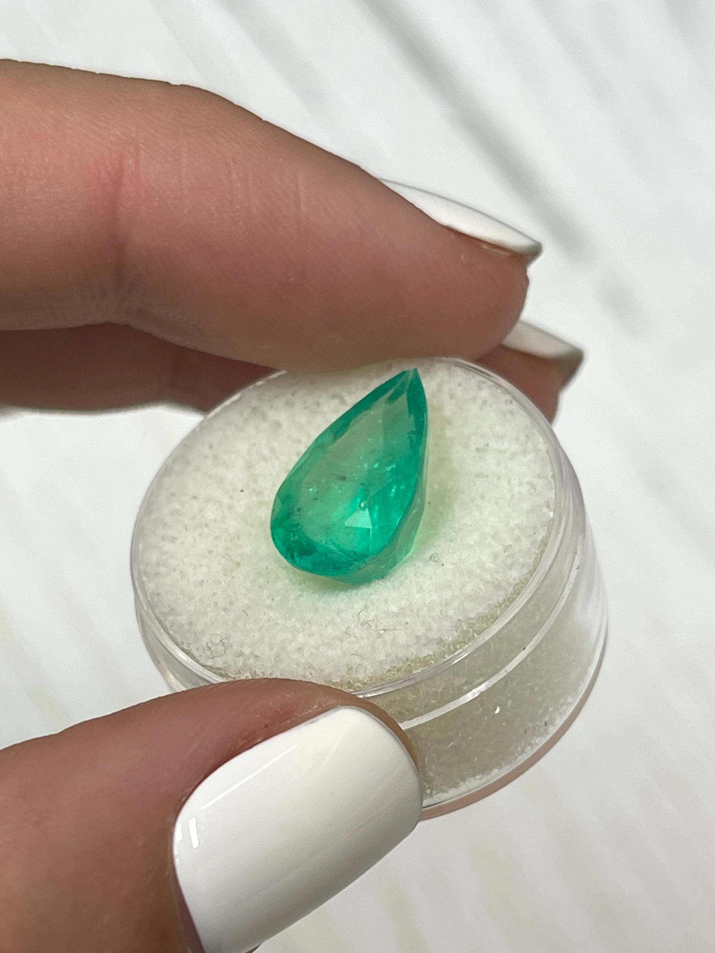 Pear-Cut Colombian Emerald - 6.28 Carats - Genuine Muzo Green Color