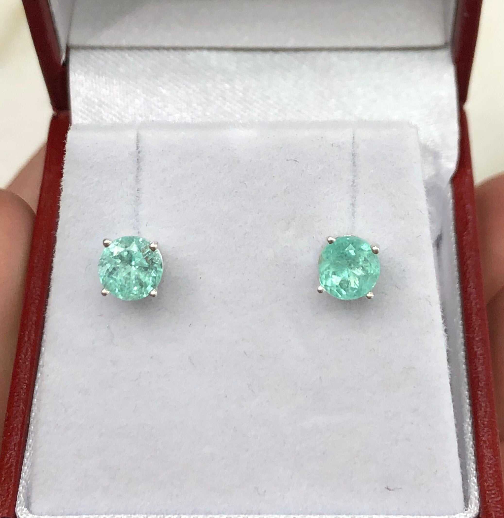 NeoMetal Green Gem Threadless Prong set of