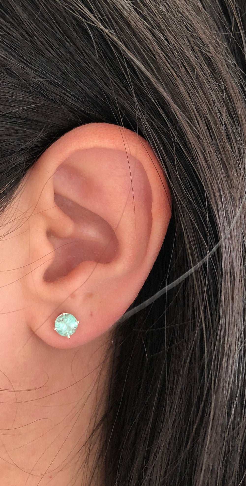 1.50 Carats Natural Colombian Emerald Brilliant Cut Earrings 4.5mm Silver womwn