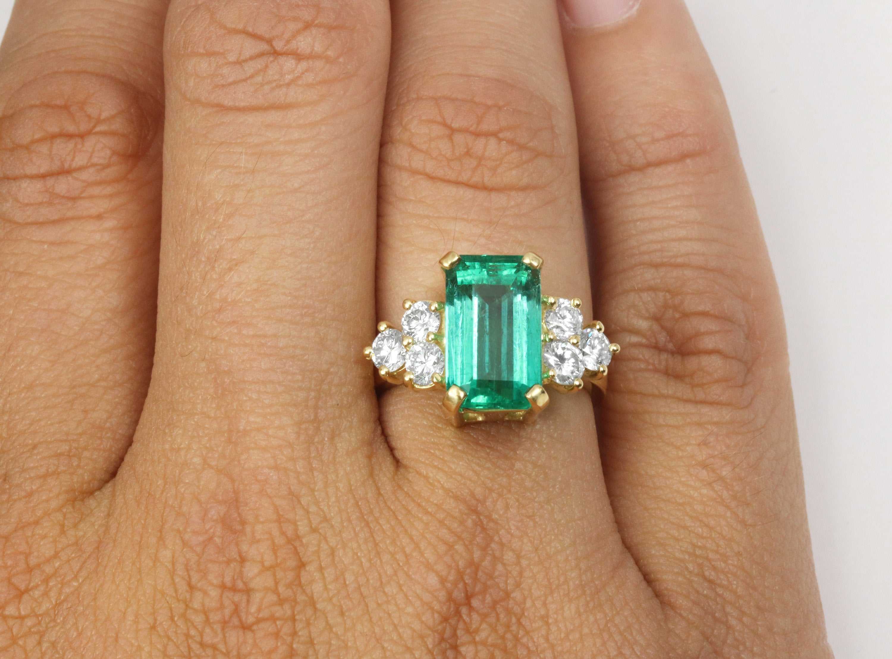 4.70tcw Elongated Emerald & Diamond Accent Ring 18K