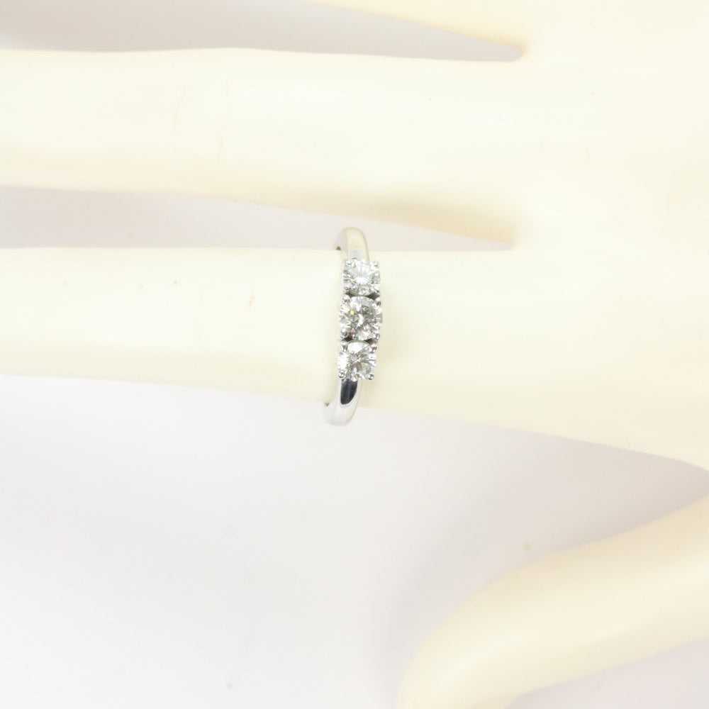 0.80tcw Three Stone Diamond Engagement/Promise Ring 14K