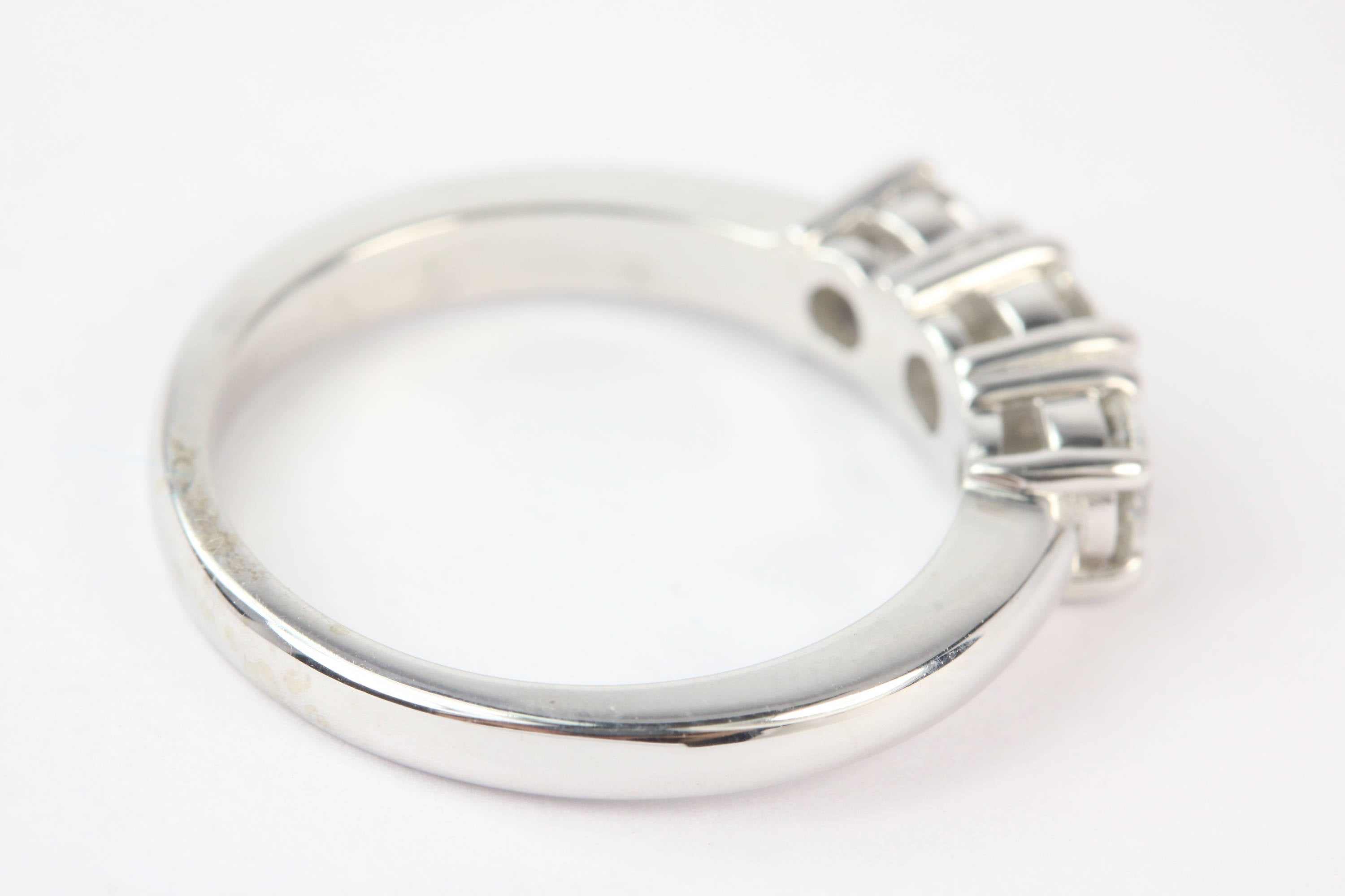 1.04tcw Three Stone Diamond Engagement Ring 14K