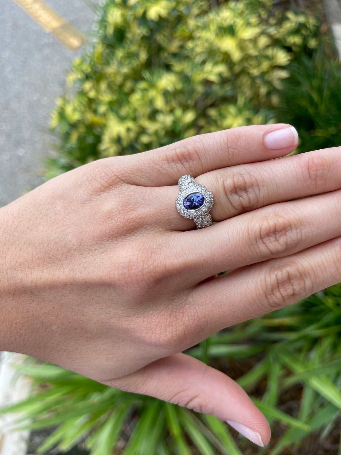 2.32tcw 14K Oval Tanzanite & Diamond Pave Cluster Cocktail Ring