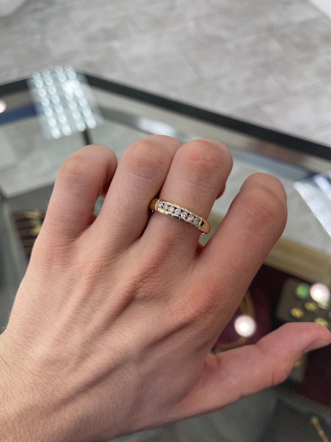 0.30pts Men's Diamond on Hand 14K Yellow Gold Ring