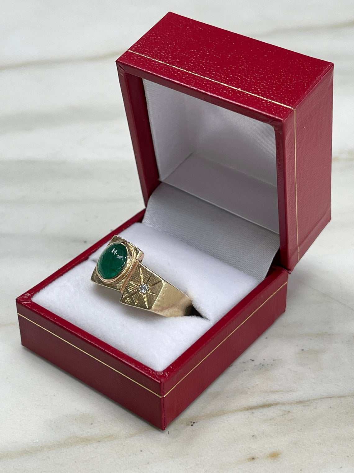 2.69tcw 14K Oval Natural Emerald Cabochon & Diamond Star Ring